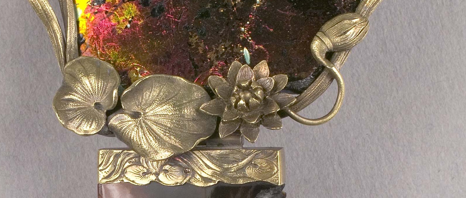 Ornamental Comb detail