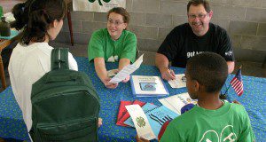 4-H volunteers. UF/IFAS Photo: Thomas Wright.